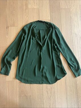 ZOA, New York. Womens size medium tunic top